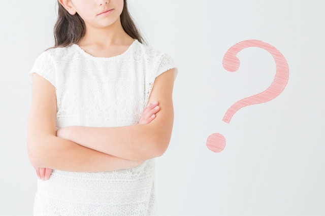 ニオイが違うのを疑問に思う少女